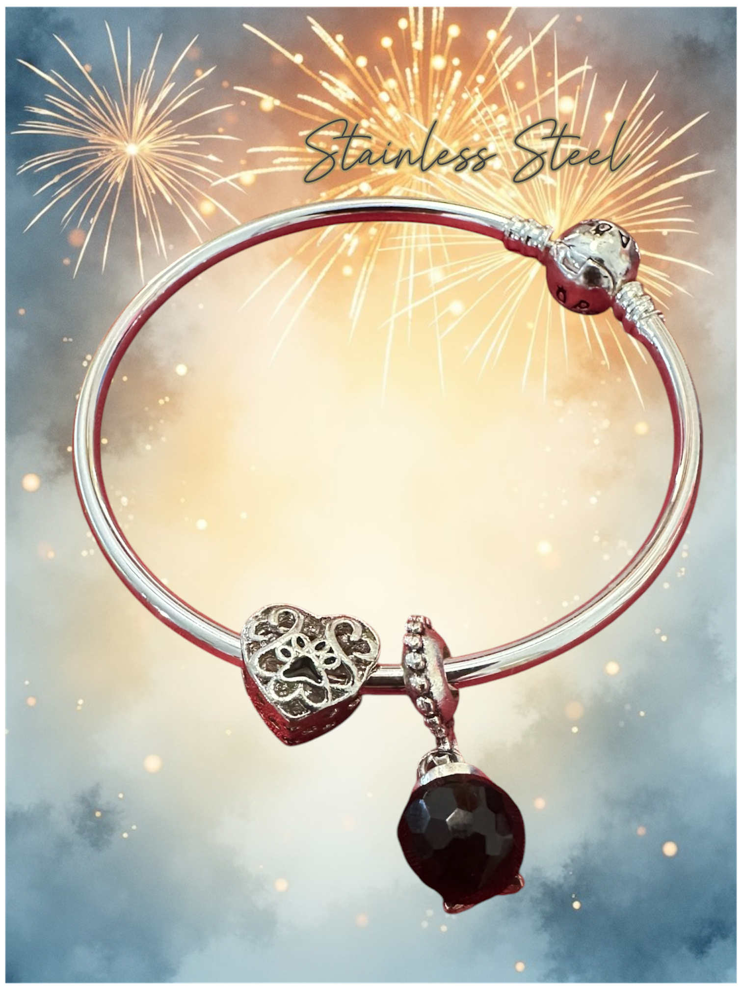 Pulsera rígida en acero inoxidable con dije de corazón y huellita